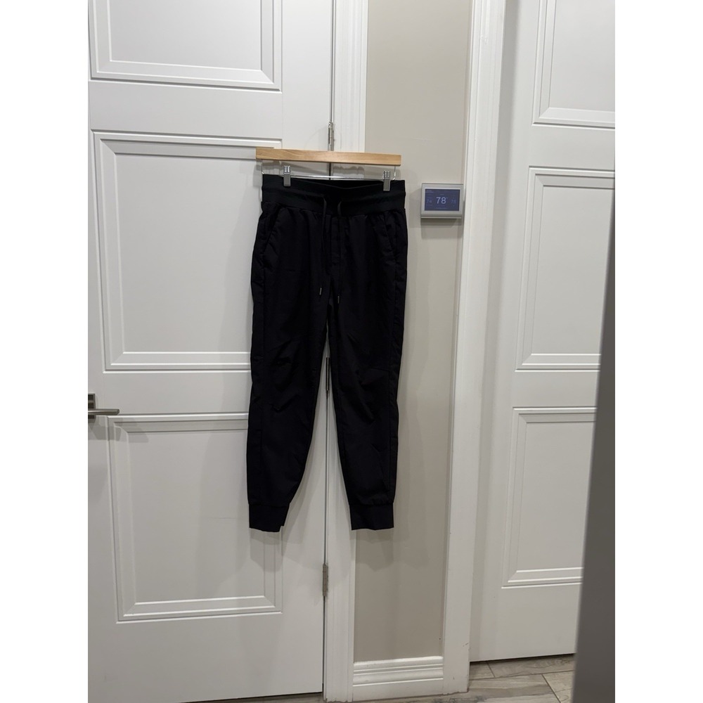 Women's High-Waist CRZ Yoga Size 8/10‎ Black Yoga Pants with Pockets